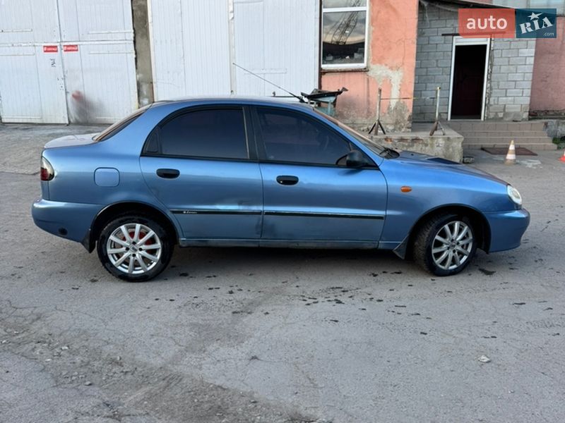 Седан Daewoo Lanos 2008 в Рівному
