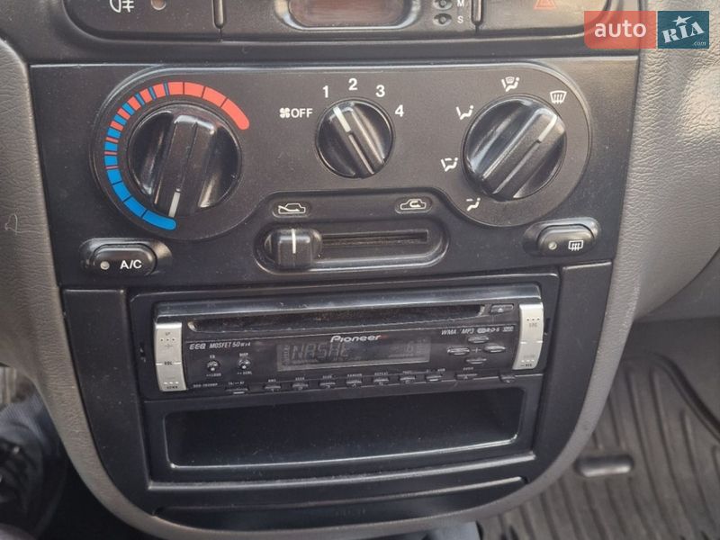 Седан Daewoo Lanos 2006 в Киеве