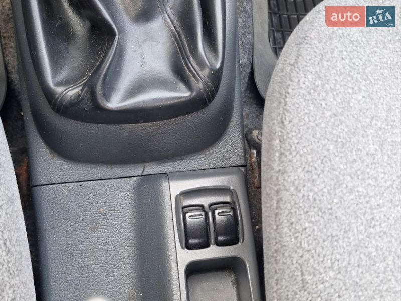 Седан Daewoo Lanos 2006 в Киеве