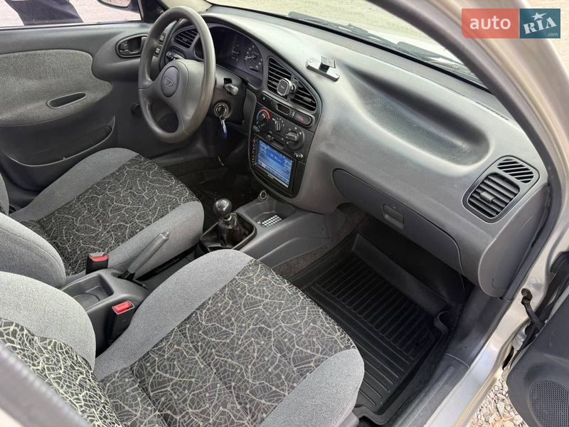 Седан Daewoo Lanos 2004 в Кременчуге