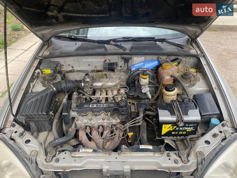 Седан Daewoo Lanos 2003 в Івано-Франківську