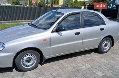 Седан Daewoo Lanos 2006 в Ужгороді