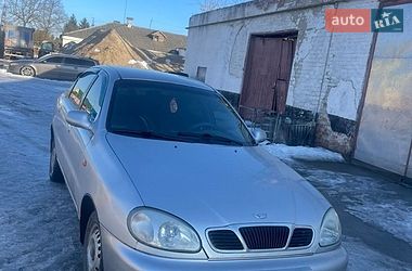 Седан Daewoo Lanos 1998 в Деражне