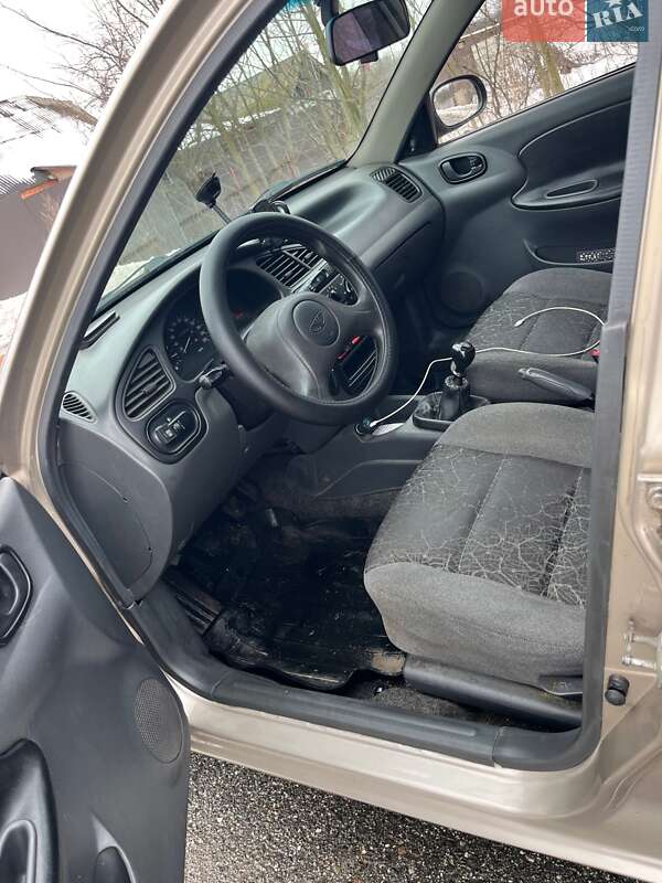 Daewoo Lanos 2008