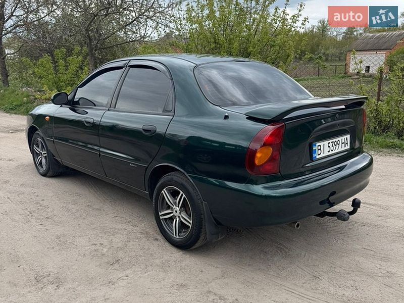 Седан Daewoo Lanos 2005 в Кобеляках