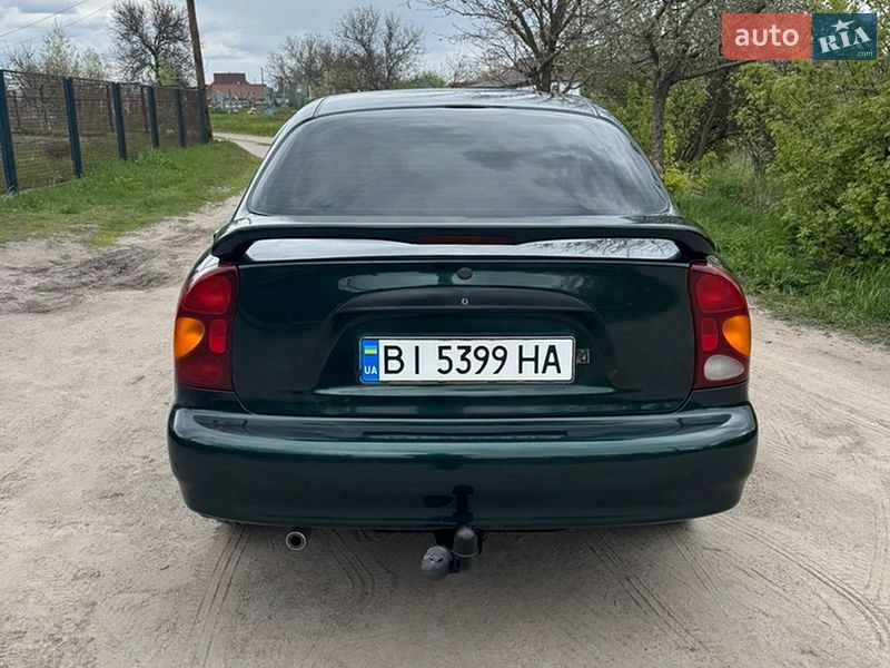 Седан Daewoo Lanos 2005 в Кобеляках