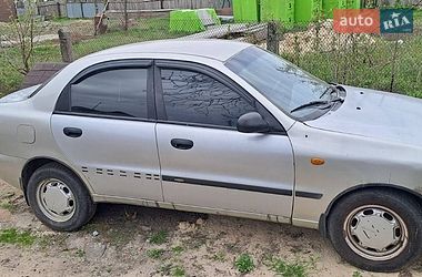 Седан Daewoo Lanos 2003 в Макарові