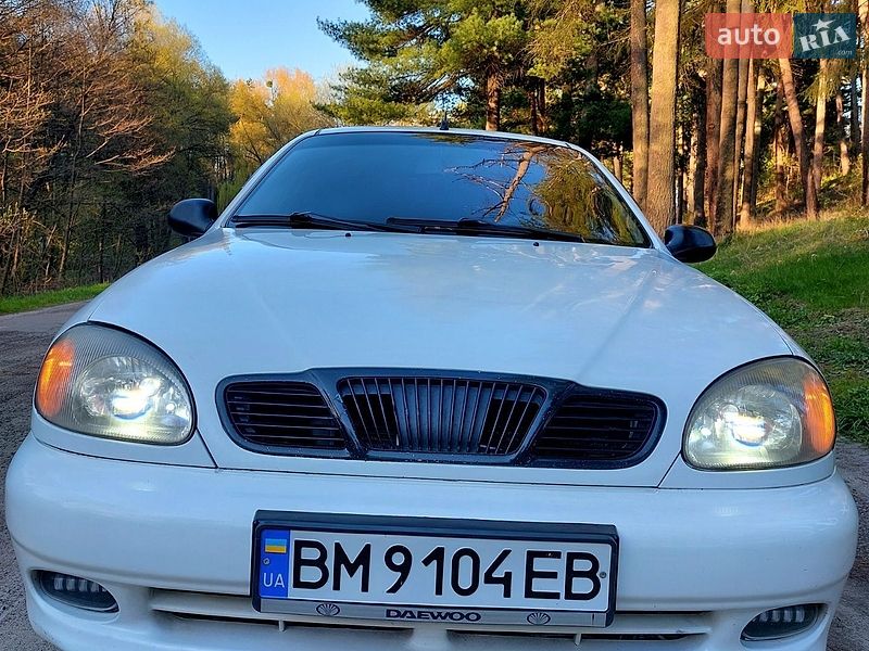 Седан Daewoo Lanos 2004 в Тростянці