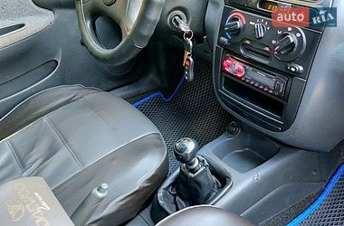 Седан Daewoo Lanos 2004 в Тростянці