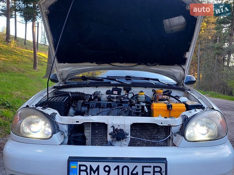 Седан Daewoo Lanos 2004 в Тростянці