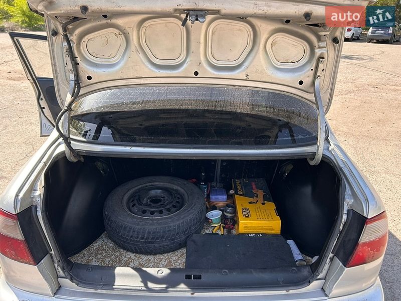 Седан Daewoo Lanos 2006 в Кривому Розі