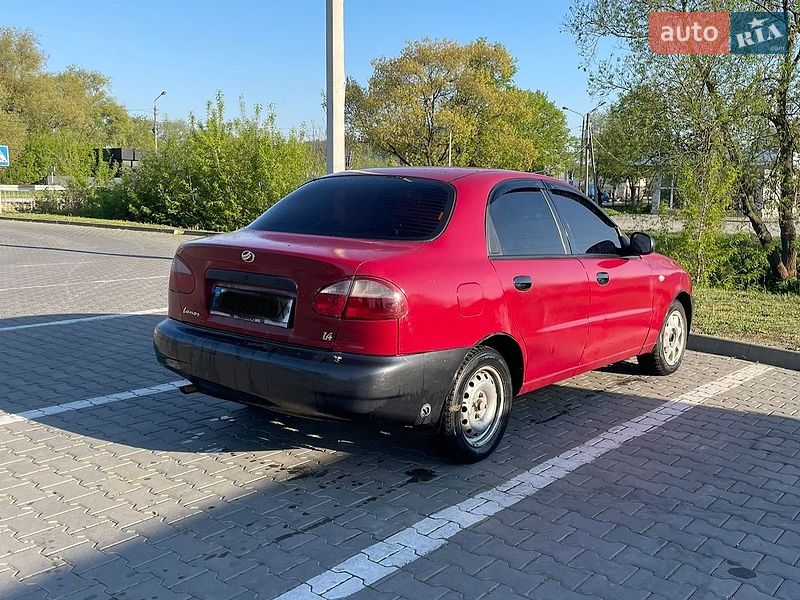 Седан Daewoo Lanos 2009 в Чернівцях