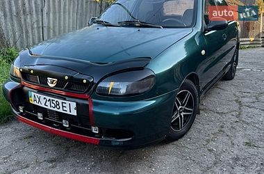 Седан Daewoo Lanos 2003 в Будах