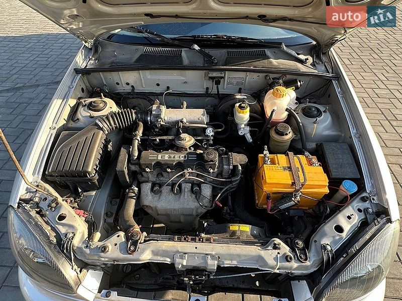 Седан Daewoo Lanos 2005 в Дніпрі