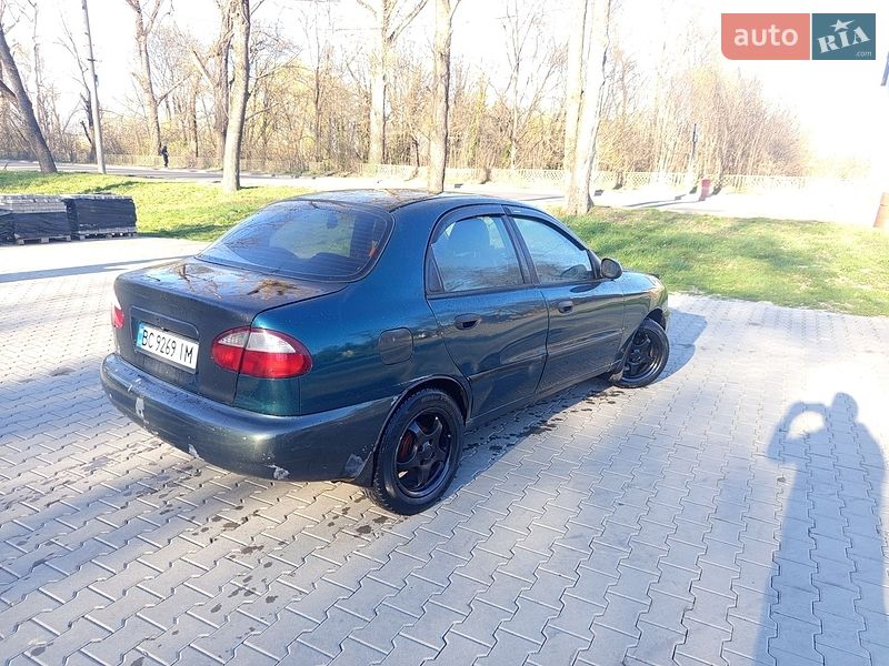Седан Daewoo Lanos 1998 в Дрогобыче