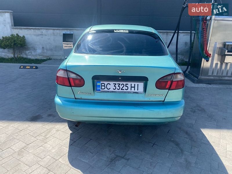 Седан Daewoo Lanos 1998 в Львове