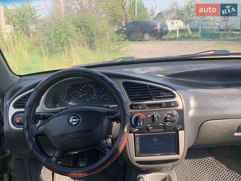 Седан Daewoo Lanos 2004 в Ковеле