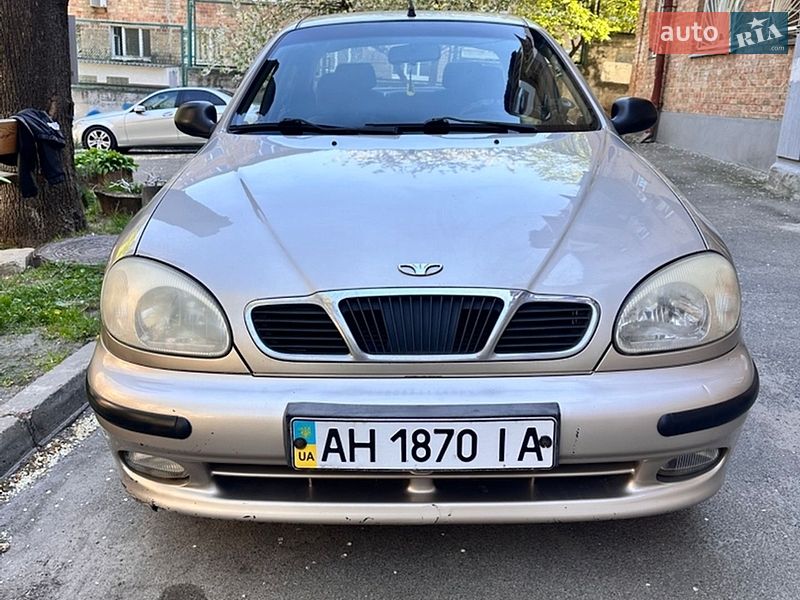Седан Daewoo Lanos 2004 в Киеве