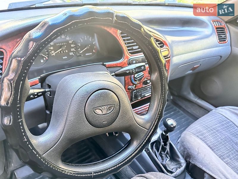Седан Daewoo Lanos 2004 в Киеве