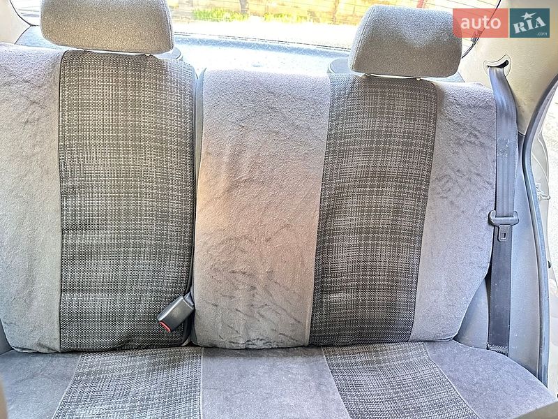 Седан Daewoo Lanos 2004 в Киеве