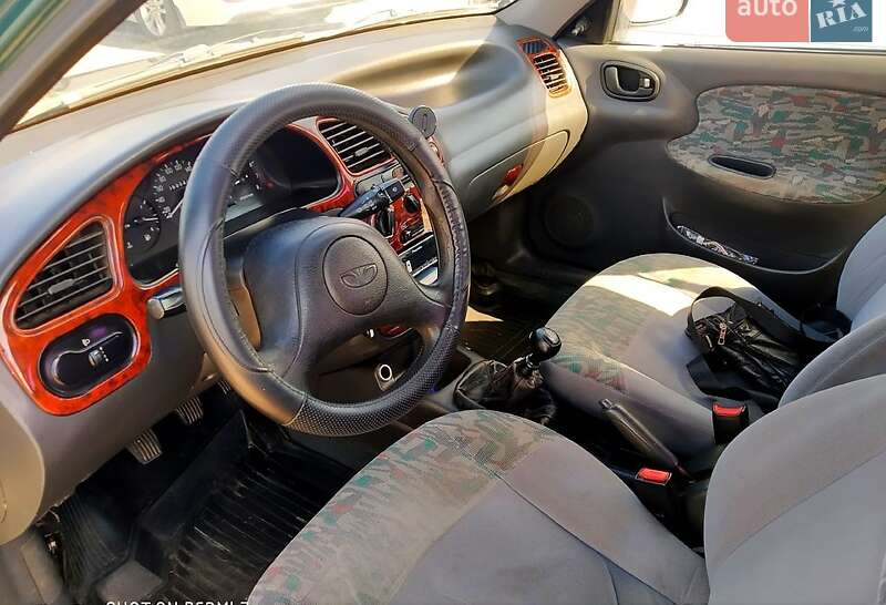 Седан Daewoo Lanos 2000 в Харкові