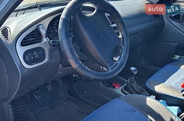 Седан Daewoo Lanos 2003 в Липовій Долині