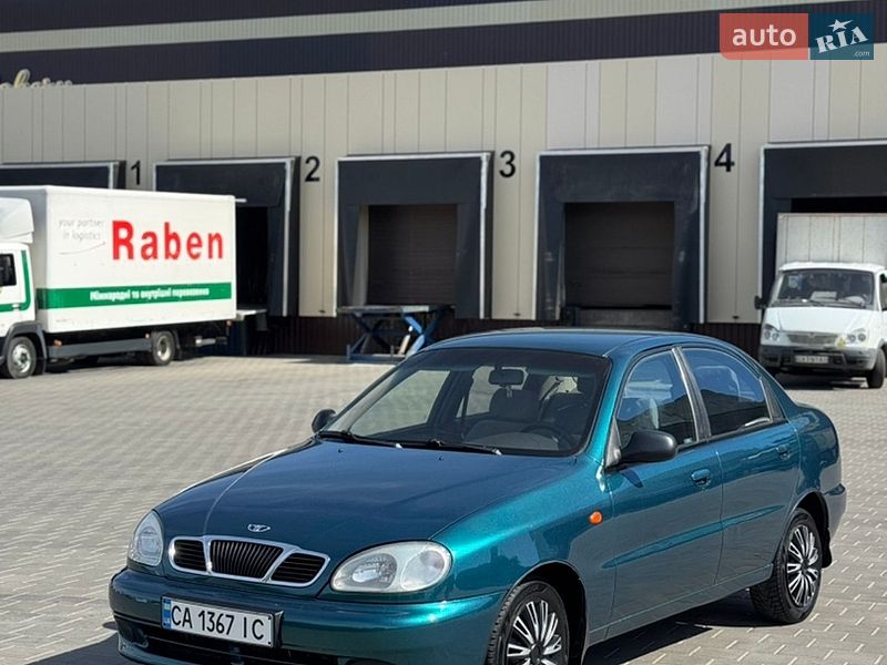 Седан Daewoo Lanos 2002 в Черкассах