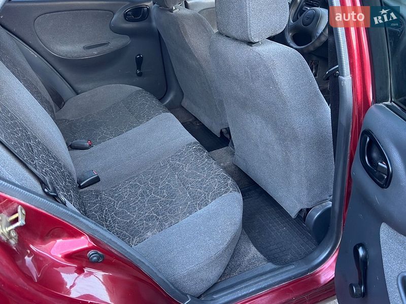 Седан Daewoo Lanos 2005 в Запорожье