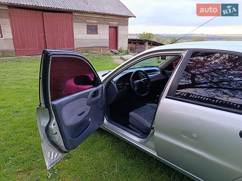 Седан Daewoo Lanos 2006 в Кицмани