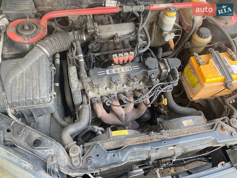 Седан Daewoo Lanos 2010 в Киеве