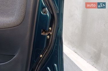 Седан Daewoo Lanos 2004 в Дніпрі