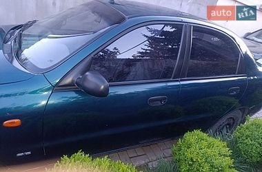 Седан Daewoo Lanos 2004 в Дніпрі