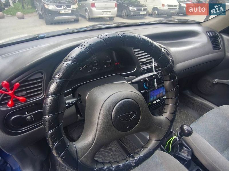 Седан Daewoo Lanos 2008 в Вишневому