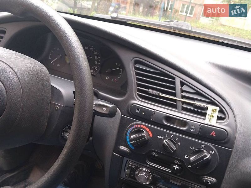 Седан Daewoo Lanos 2007 в Ровно