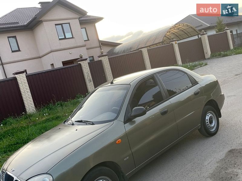 Седан Daewoo Lanos 2004 в Борисполе