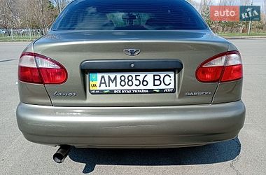 Седан Daewoo Lanos 2004 в Киеве
