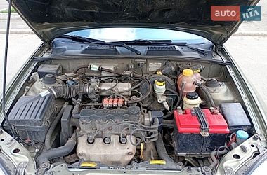 Седан Daewoo Lanos 2004 в Киеве