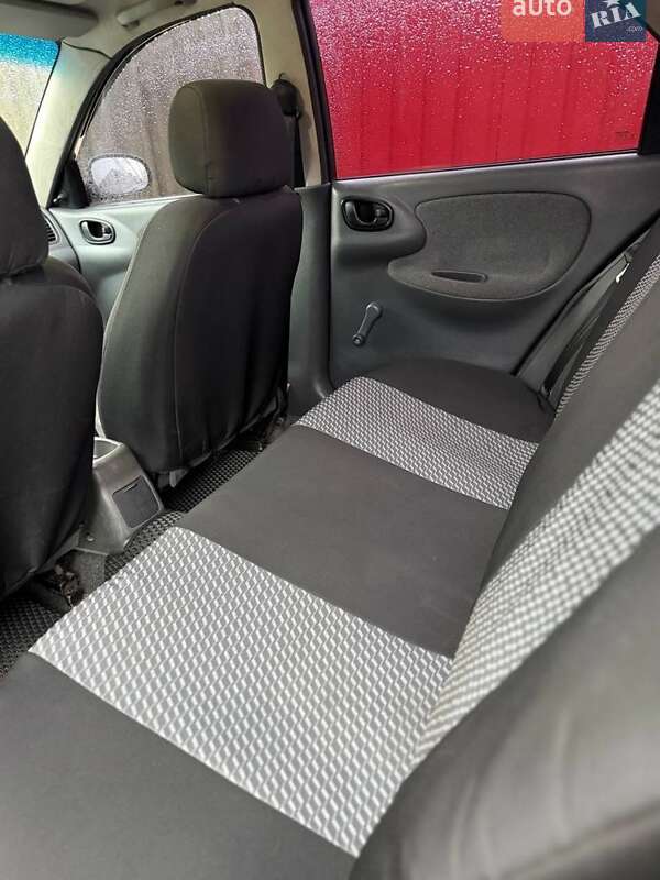 Седан Daewoo Lanos 2008 в Буче