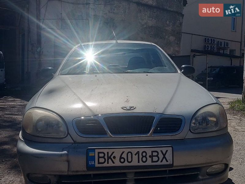 Седан Daewoo Lanos 2003 в Львове