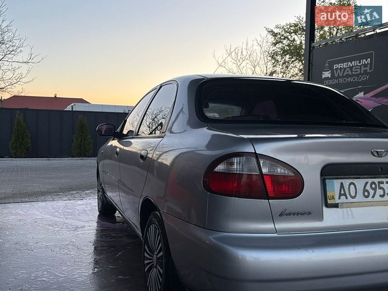 Седан Daewoo Lanos 2005 в Изе