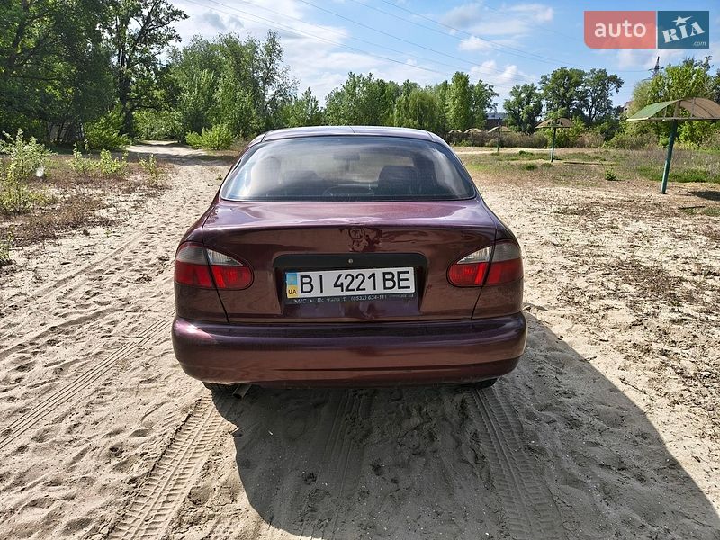 Седан Daewoo Lanos 2009 в Полтаве