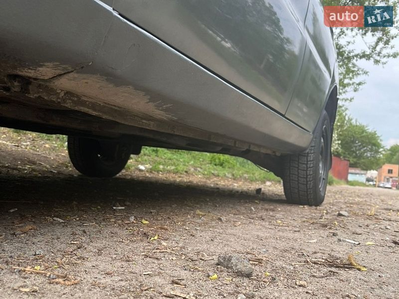 Седан Daewoo Lanos 1998 в Броварах