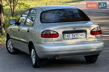 Седан Daewoo Lanos 2010 в Дніпрі
