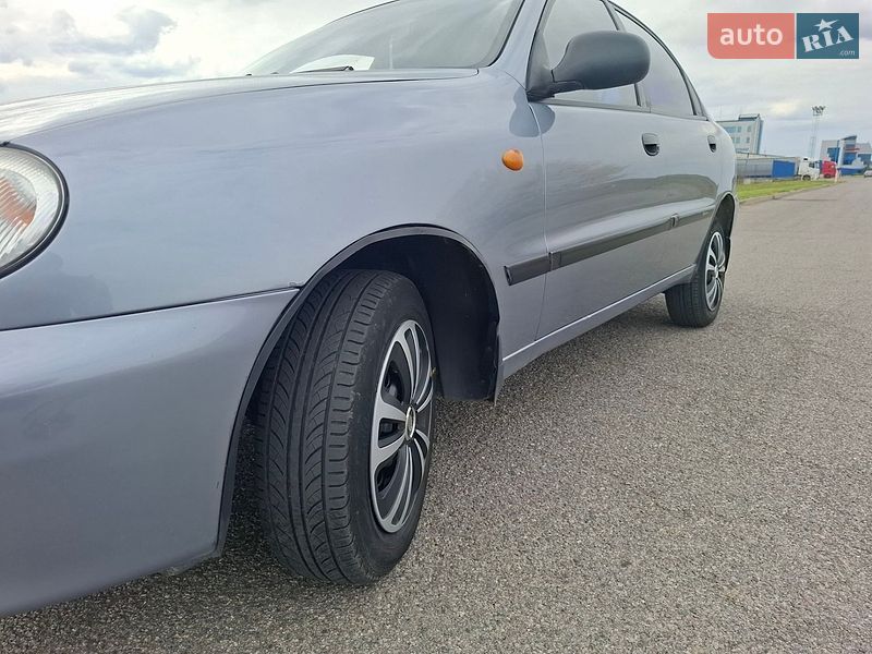 Седан Daewoo Lanos 2011 в Немирове