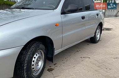 Седан Daewoo Lanos 2008 в Сумах