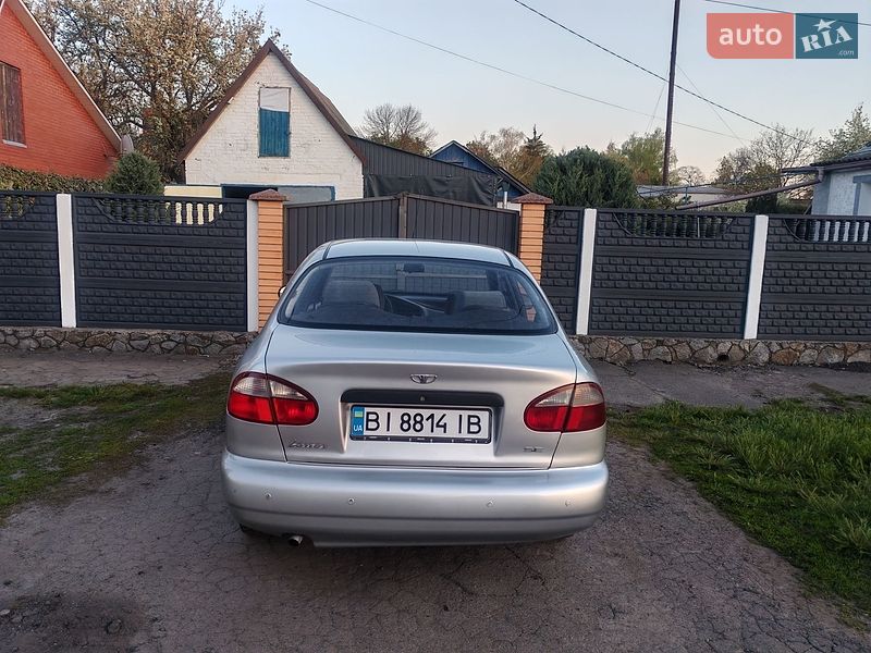 Седан Daewoo Lanos 2005 в Хоролі