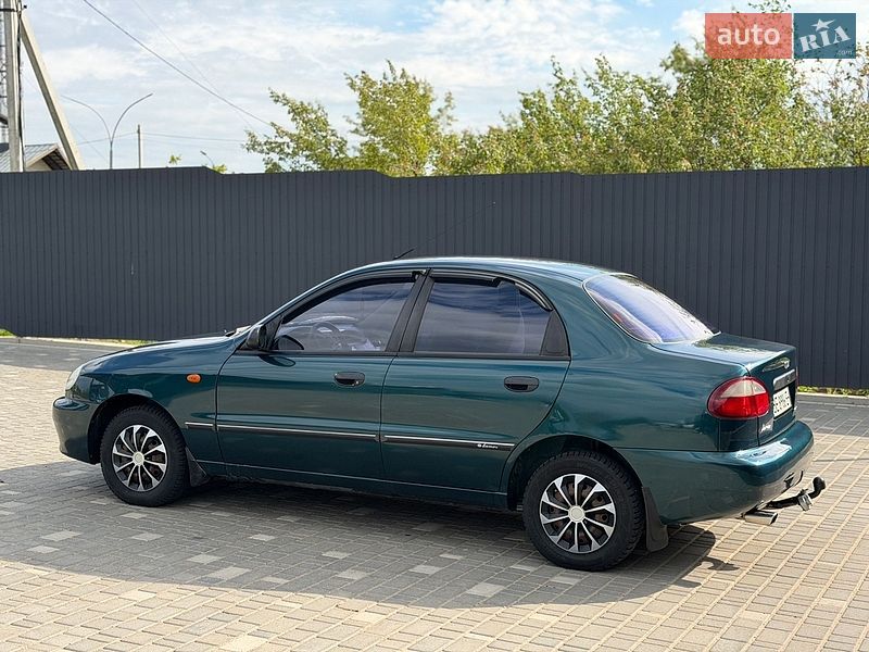 Седан Daewoo Lanos 2003 в Южноукраинске