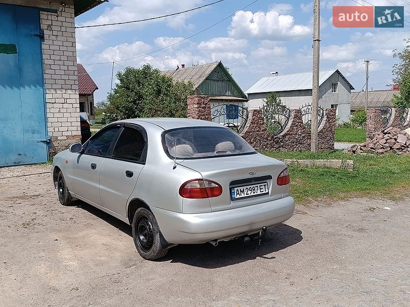 Седан Daewoo Lanos 2002 в Житомире фото 2 Седан Daewoo Lanos 2002 в Житомире