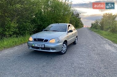Седан Daewoo Lanos 2008 в Ременеві
