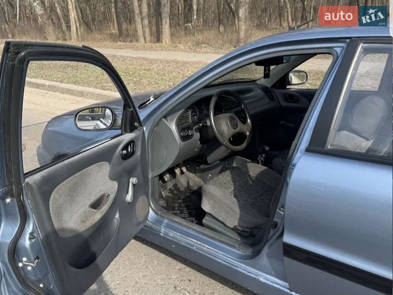 Седан Daewoo Lanos 2008 в Киеве